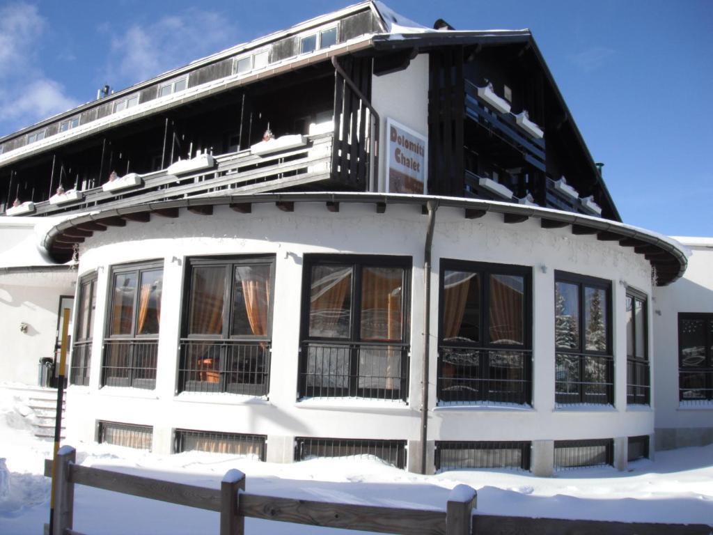 Hotel Dolomiti 3*